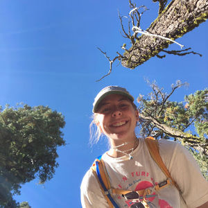 Meet your Posher, Danae